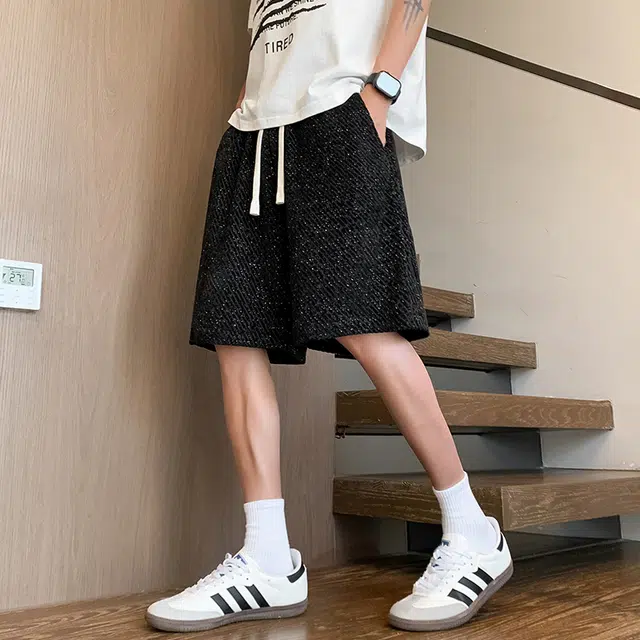 YICHEN