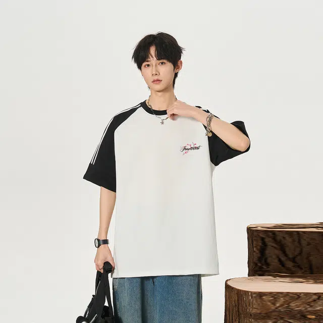 JEANSWEST logoT