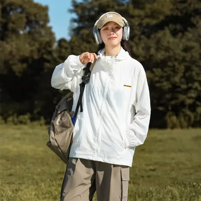 JEANSWEST UPF40+logo