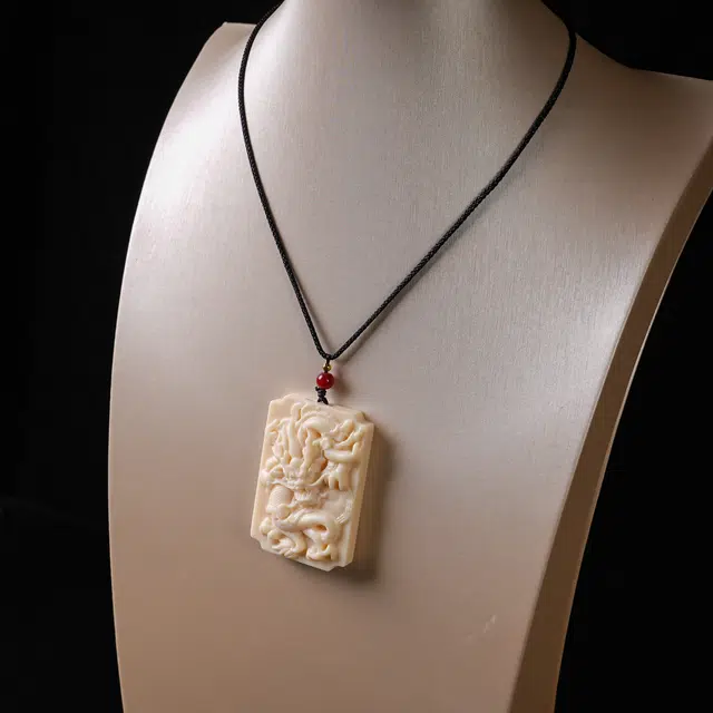 嫒柯 新中式小众高级感文玩佛珠百搭小清新轻奢招财转运珠国潮盘玩金玉满堂财运亨通#好运 象牙果 吊坠 男女同款情侣款