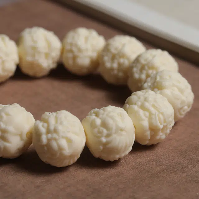 嫒柯  新中式国潮文艺复古轻奢高级感百搭盘玩文玩财源广进平安纳福喜乐诸事顺遂万事如意财#好运 象牙果 手串 男女同款情侣款