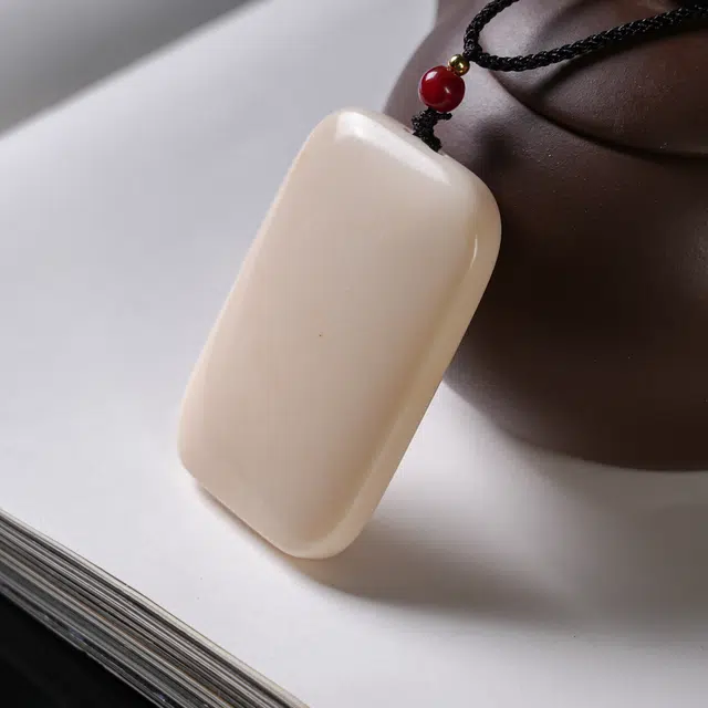 嫒柯 新中式小众高级感 百搭小清新  万事如意 大吉大利#好运 象牙果 吊坠 男女同款情侣款