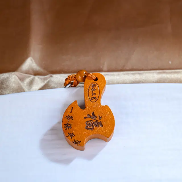 嫒柯 新中式国潮精致精品雕刻设计百搭复古文玩钥匙扣手机链车挂国风盘玩首饰前程什锦万事如意#好运 桃木 挂件 男女同款情侣款