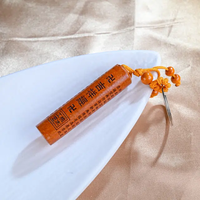 嫒柯 新中式国潮精致精品雕刻设计百搭复古文玩钥匙扣手机链车挂坠国风平安扣高级轻奢吉祥如意#好运 桃木 手串 男女同款情侣款