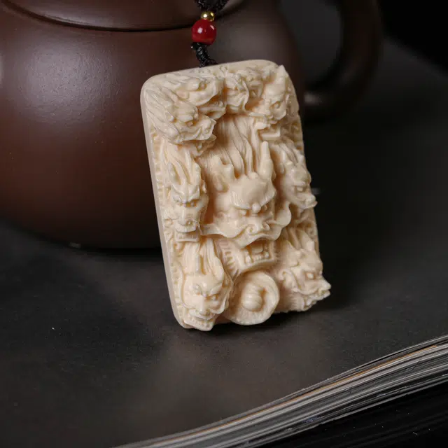 嫒柯 新中式小众高级感文玩 百搭小清新 轻奢招财  四季平安 五福临门 象牙果 吊坠 男女同款情侣款