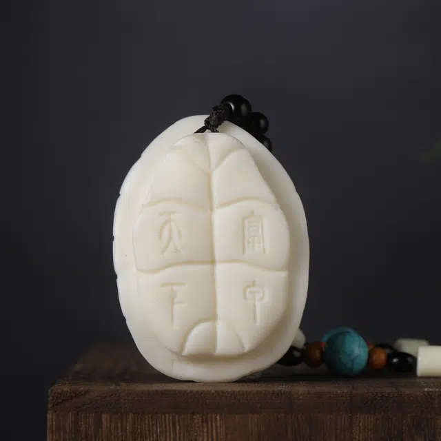 嫒柯 新中式国潮文艺复古风随身携带盘玩摆件办公小众百搭万事如意平安纳福诸事顺遂财源广进工艺品好运 象牙果 手把件 男女同款情侣款