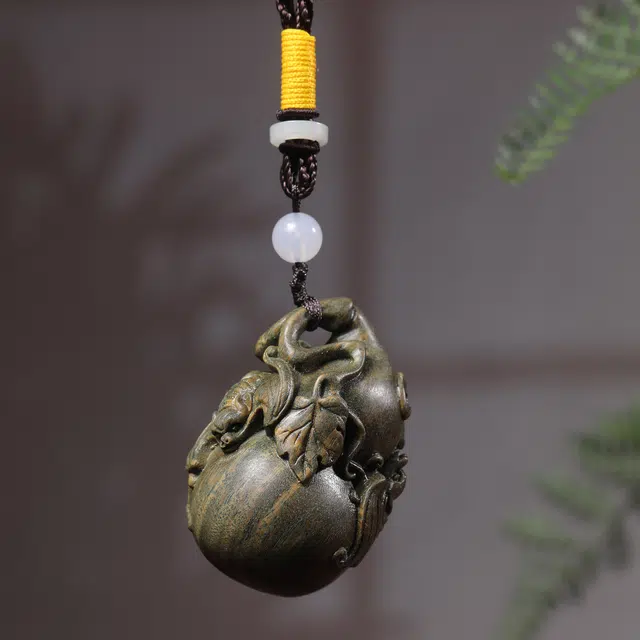 嫒柯 国潮新中式百搭轻奢高级创意吉祥物万事如意心想事成事业有成随身把玩#好运 绿檀 把件 男女同款情侣款