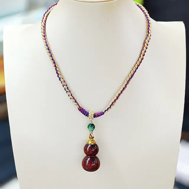 嫒柯 国潮新中式轻奢高级百搭事业爆棚招财文玩盘玩招财纳福佛珠念珠复古风文艺风#好运 血檀 项链 男女同款情侣款