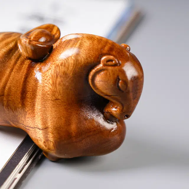 嫒柯 国潮新中式百搭轻奢高级唐马招财进宝幸福安康心想事成摆件随身把玩#好运 楠木 把件 男女同款情侣款