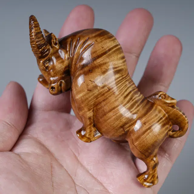 嫒柯 国潮新中式百搭轻奢高级随身把玩心想事成吉星高照一帆风顺#好运 楠木 把件 男女同款情侣款