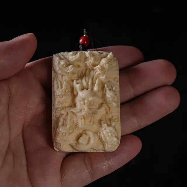 嫒柯 新中式小众高级感文玩 百搭小清新 轻奢招财  四季平安 五福临门 象牙果 吊坠 男女同款情侣款