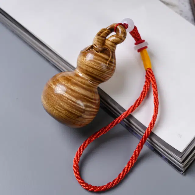 嫒柯 国潮新中式百搭轻奢高级葫芦随身把玩平步青云大吉大利心想事成#好运 楠木 手把件 男女同款情侣款