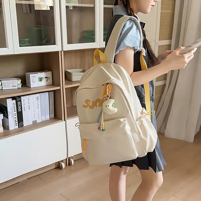 泰格奴 小清新休闲高颜值精美潮版韩版背包初高中生大学生上课百搭书包 尼龙 双肩包 男女同款情侣款 白色/黑色/蓝色/灰色/黄色