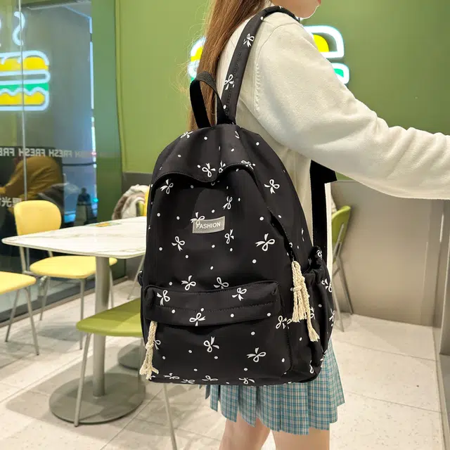 泰格奴 小清新休闲高颜值精美潮版韩版背包初中生高中生大学生上课百搭书包 尼龙 双肩包 女款 多色