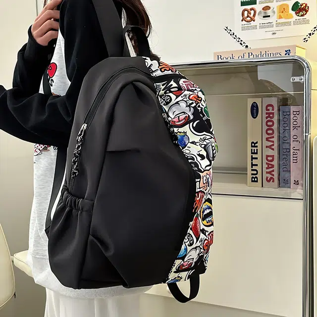 泰格奴 工装机能百搭个性运动街头旅行大容量背包初中生高中生大学生上课百搭书包 尼龙 双肩包 男女同款情侣款 白色红色绿色