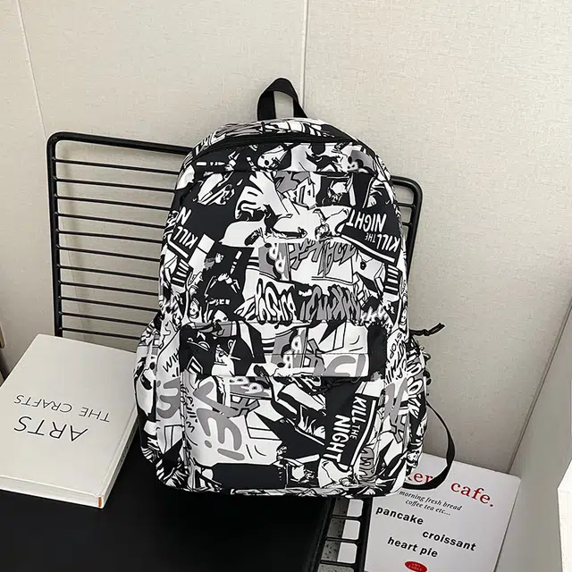 泰格奴 涂鸦精美机能通勤旅行小清新轻便高颜值大容量背包初中高中大学生上课百搭书包 尼龙 双肩包 男女同款情侣款 灰色/绿色/蓝色/粉色