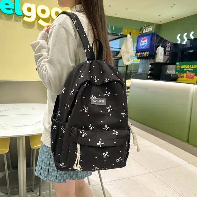 泰格奴 小清新休闲高颜值精美潮版韩版背包初中生高中生大学生上课百搭书包 尼龙 双肩包 女款 多色
