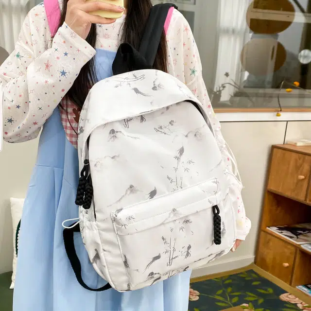 泰格奴 涂鸦精美机能通勤旅行小清新轻便高颜值大容量背包初中高中大学生上课百搭书包 尼龙 双肩包 女款 多色