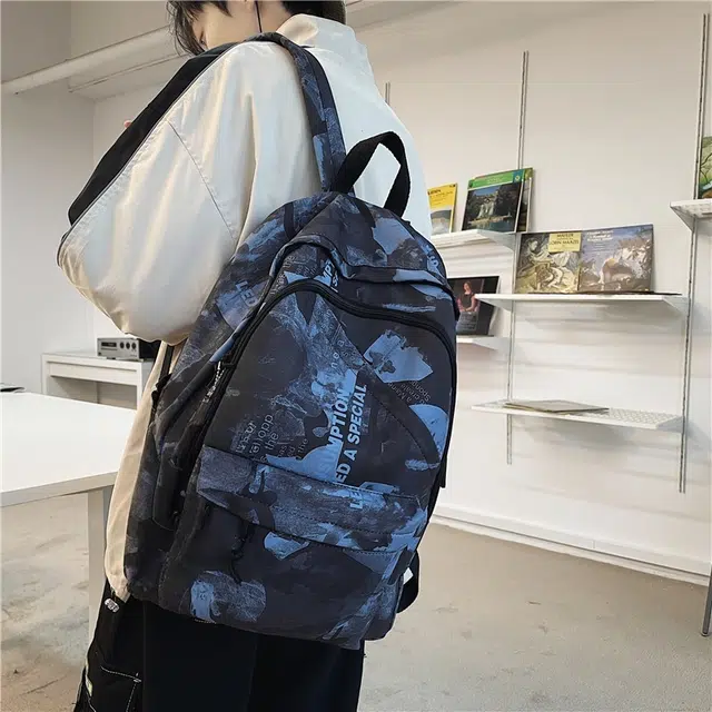 泰格奴 简约休闲百搭高级感街头休闲初高中大学生毕业季旅游上课书包 尼龙 双肩包 男女同款情侣款 灰蓝色/粉红色/浅蓝色/浅灰色/浅绿色