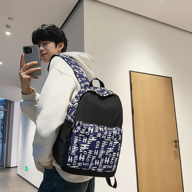 泰格奴 涂鸦精美机能通勤旅行小清新轻便高颜值大容量背包初中高中大学生上课百搭书包 尼龙 双肩包 男女同款情侣款 蓝色/花色/红色/黑色