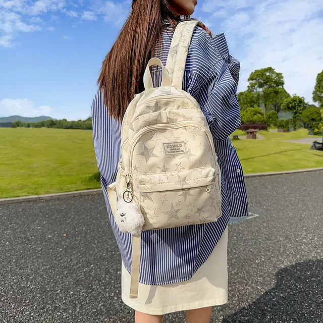泰格奴 星星涂鸦精美机能通勤旅行小清新轻便高颜值背包初高中大学上课百搭 尼龙 双肩包 大号 男女同款情侣款 米色/黑色/白色