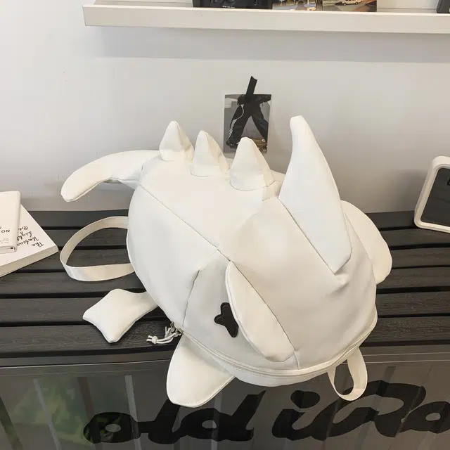 泰格奴 毕业旅行旅游纯色休闲通勤背包轻便高颜值鲨鱼大容量初中高中大学上课百搭书包 尼龙 双肩包 常规 男女同款情侣款 白色/灰色/黑色