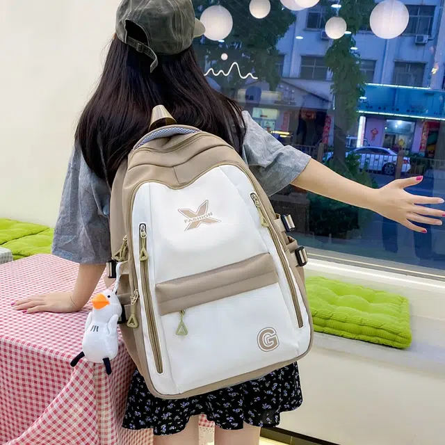 泰格奴 大容量轻便百搭时尚潮流 尼龙 双肩包 常规 男女同款情侣款 多色