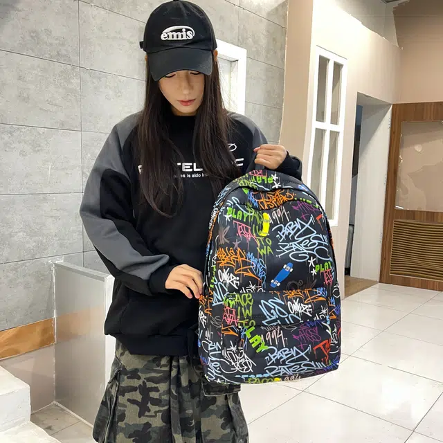 泰格奴 字母印花轻便简约国风大容量运动耐磨背包初中生高中生大学生上课百搭书包 尼龙布 双肩包 男女同款情侣款 蓝色/黑色