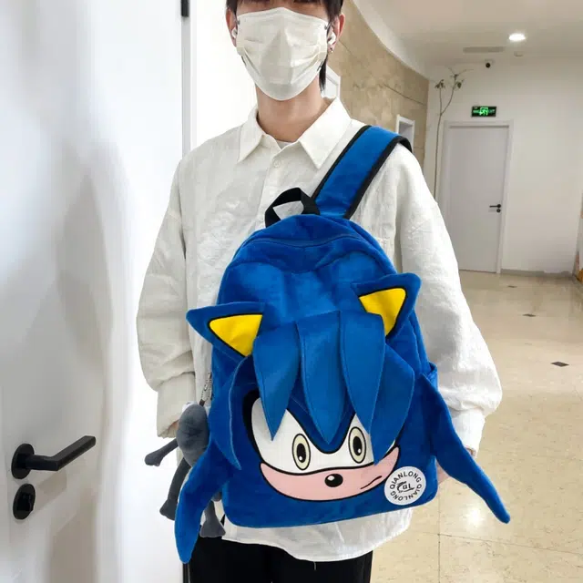 泰格奴 卡通高颜值日韩学生上课百搭书包 毛绒 背包双肩包 男女同款情侣款 黑色 红色 紫色 蓝色