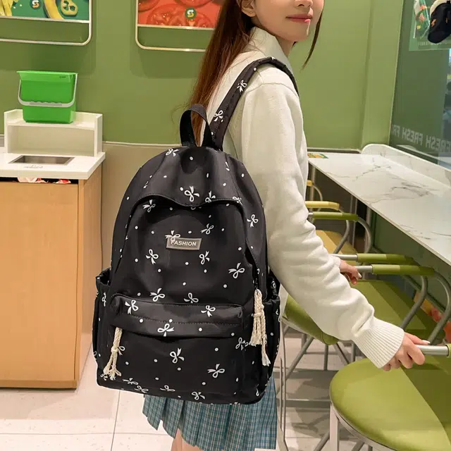 泰格奴 小清新休闲高颜值精美潮版韩版背包初中生高中生大学生上课百搭书包 尼龙 双肩包 女款 多色