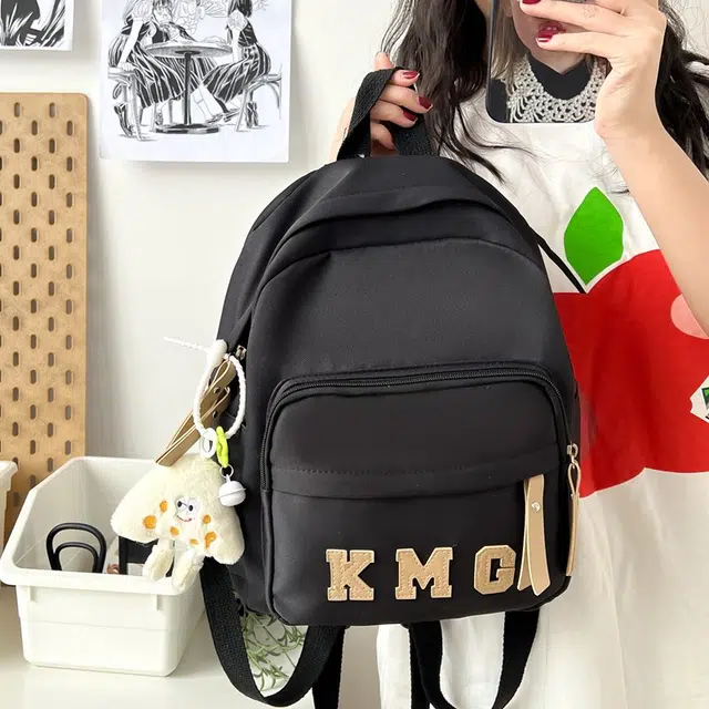 泰格奴 小清新高颜值精美潮版韩版背包上课百搭书包 尼龙布 双肩包 常规 男女同款情侣款 黑色/红色/卡其色/蓝色