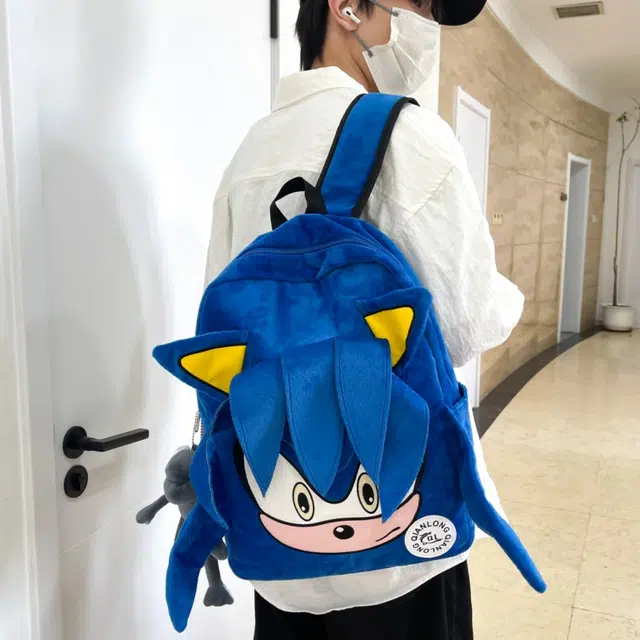 泰格奴 卡通高颜值日韩学生上课百搭书包 毛绒 背包双肩包 男女同款情侣款 黑色 红色 紫色 蓝色