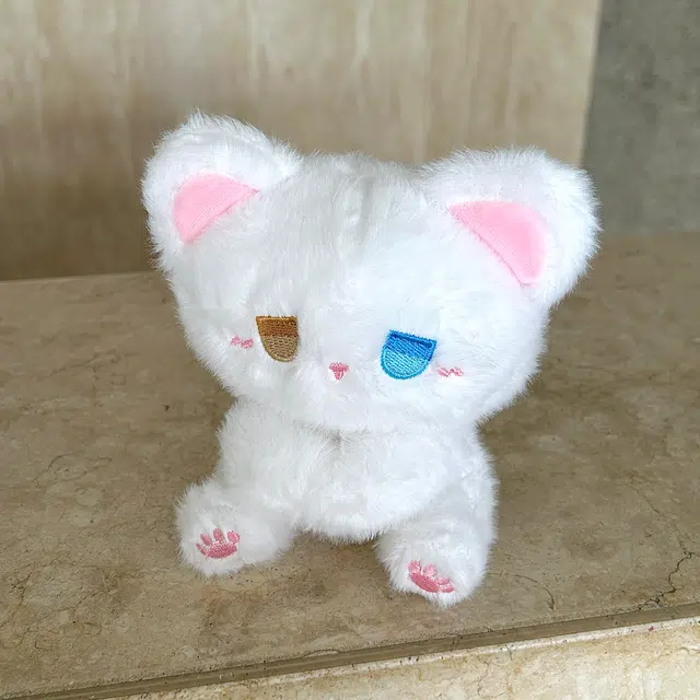 emo 15cm