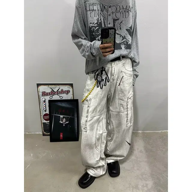 加荣 美式水洗脏染白做旧牛仔裤男宽松大口袋垂感直筒工装裤男款复古火焰印花弯刀裤子男休闲百搭拖地裤女装小众设计阔腿长裤 男女同款