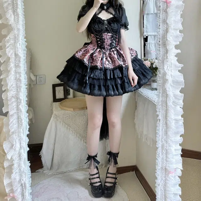 EFCR lolita