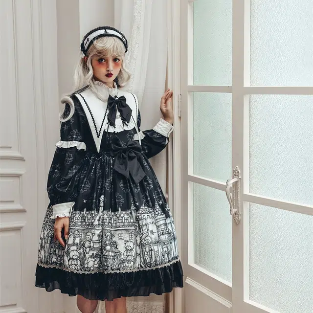 EFCR lolita