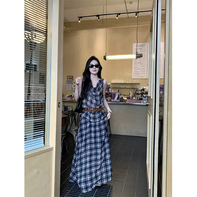 沐晓欣 韩系荡领格子背心高腰显瘦半身时尚潮裙装套装 女款