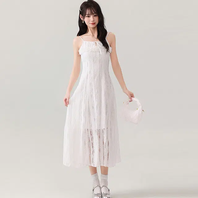 沐晓欣 立体花朵蕾丝显瘦收腰初恋小白裙吊带连衣裙 女款 白色