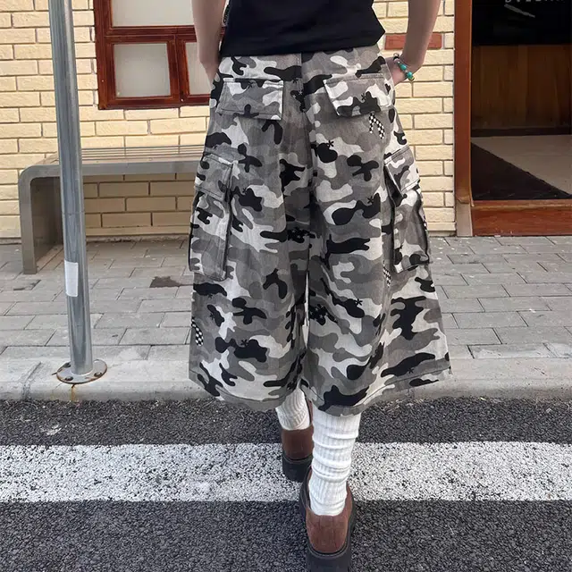 拾个壹先生 美式街头压褶迷彩工装口袋七分宽松阔腿休闲百搭牛仔短裤 男女同款