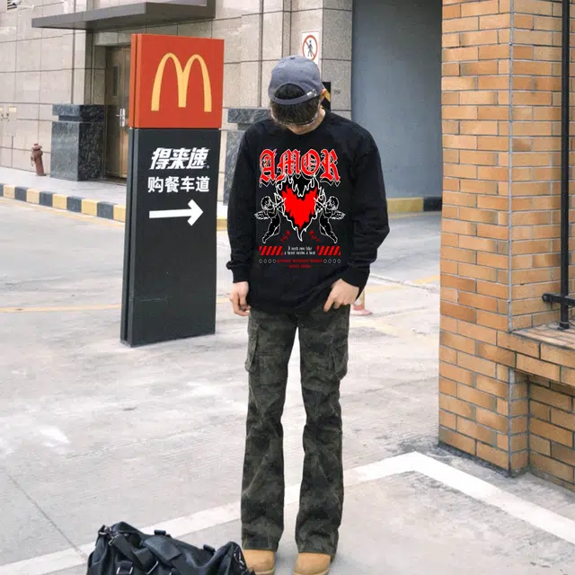 【丘比特之箭】拾个壹先生 美式复古卡通心型图案印花宽松休闲运动情侣圆领套头百搭卫衣 男女同款