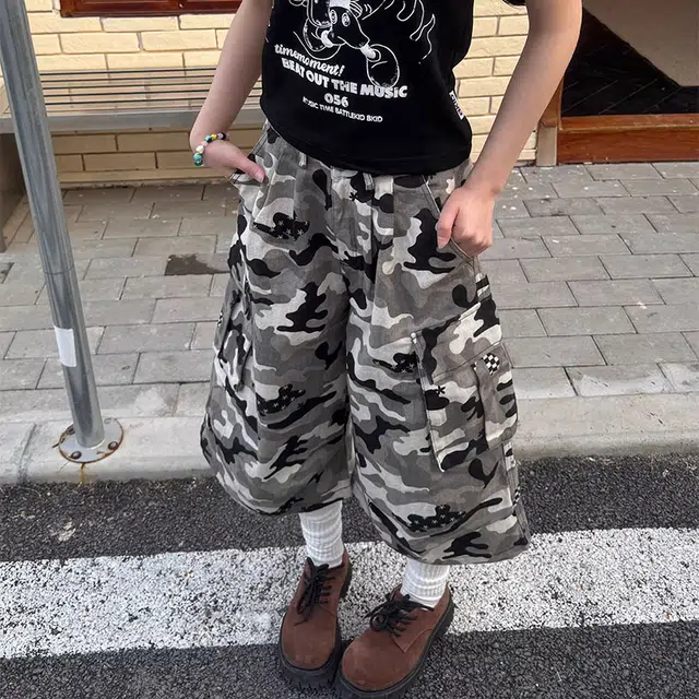 拾个壹先生 美式街头压褶迷彩工装口袋七分宽松阔腿休闲百搭牛仔短裤 男女同款