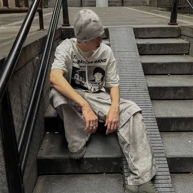 PAINT STAIN T