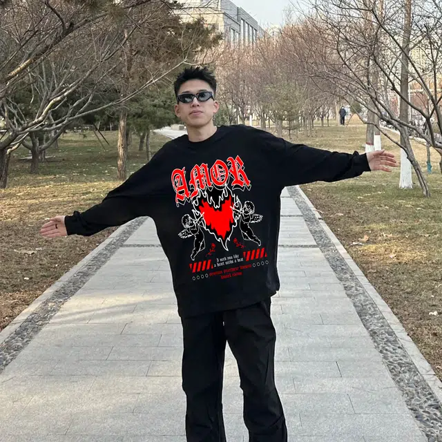 【丘比特之箭】拾个壹先生 美式复古卡通心型图案印花宽松休闲运动情侣圆领套头百搭卫衣 男女同款