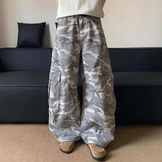 拾个壹先生 美式高街灰白迷彩水洗阔腿弯刀潮流宽松休闲百搭工装裤 男女同款