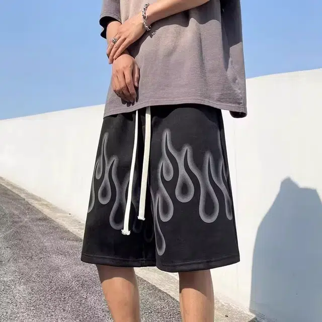 拾个壹先生 美式复古篮球运动火焰印花宽松麂皮绒五分休闲短裤 男女同款