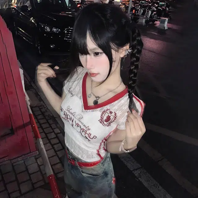 SCCREBEL OFFICIAL V T