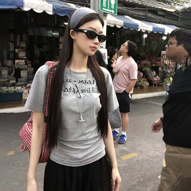 SCCREBEL OFFICIAL chic T