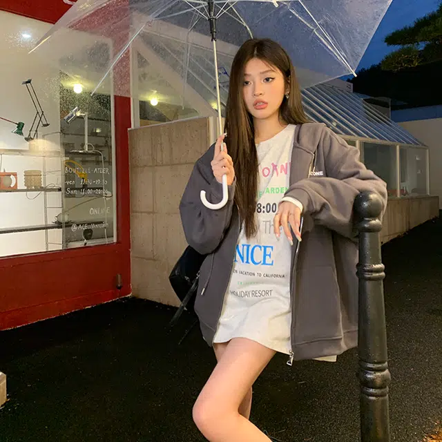 SCCREBEL OFFICIAL insT T