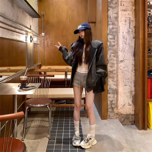AN chic
