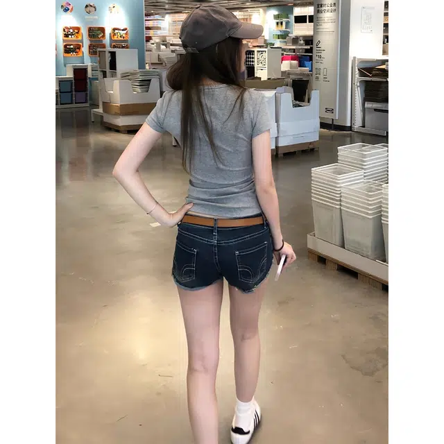 AN T